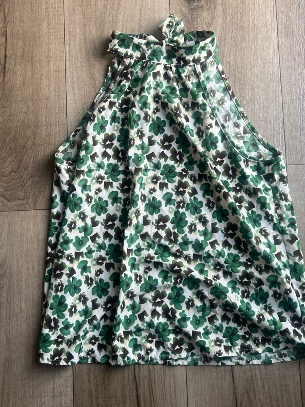 SHEIN Green Floral Halter Tank Top